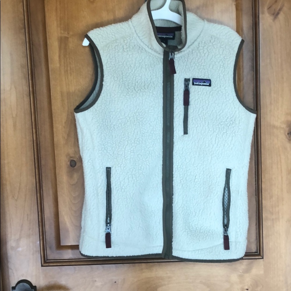 Patagonia fuzzy vest